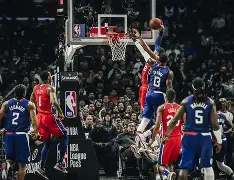 APP下载_快船伦纳德关键时刻建功的简单介绍