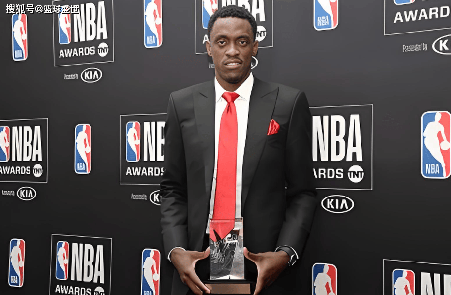 猛龙西亚卡姆稳定输出(猛龙西亚卡姆稳定输出多少)